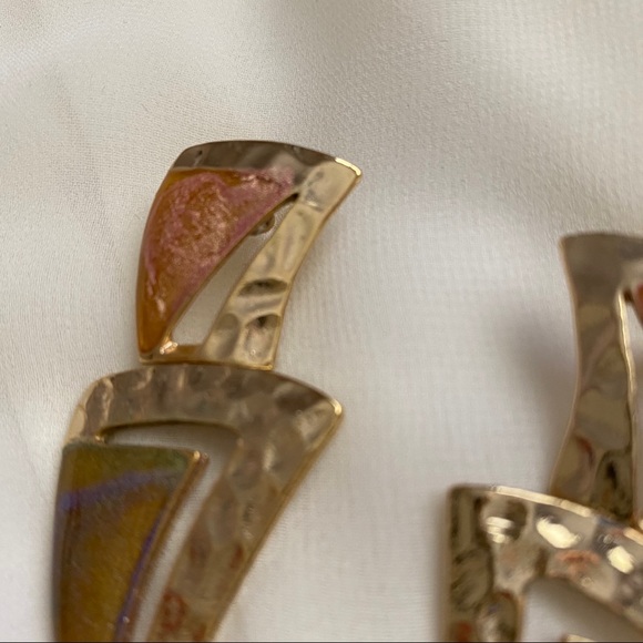 VTG Gold Neutral Double Tooth Clip Earrings - Picture 3 of 6